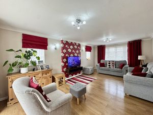 Photo 13- click for photo gallery